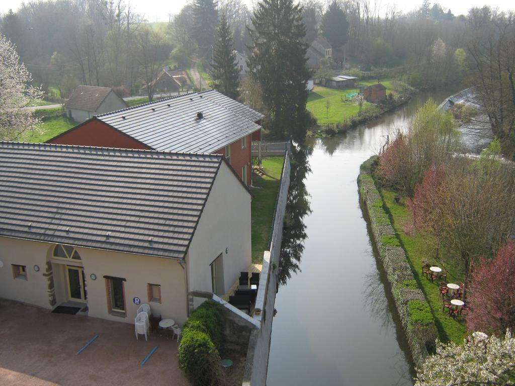 Auberge Du Moulin Marin Lapalisse Zewnętrze zdjęcie